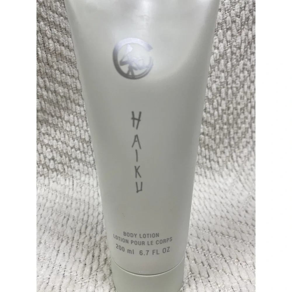 Avon Haiku Perfumed Body Lotion - 6.7 FL OZ  Japanese Citrus & Lush Floral Notes - Picture 8 of 10